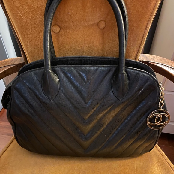 Chanel Caviar Leather Chevron Stitch Handbag - Picture 1 of 17